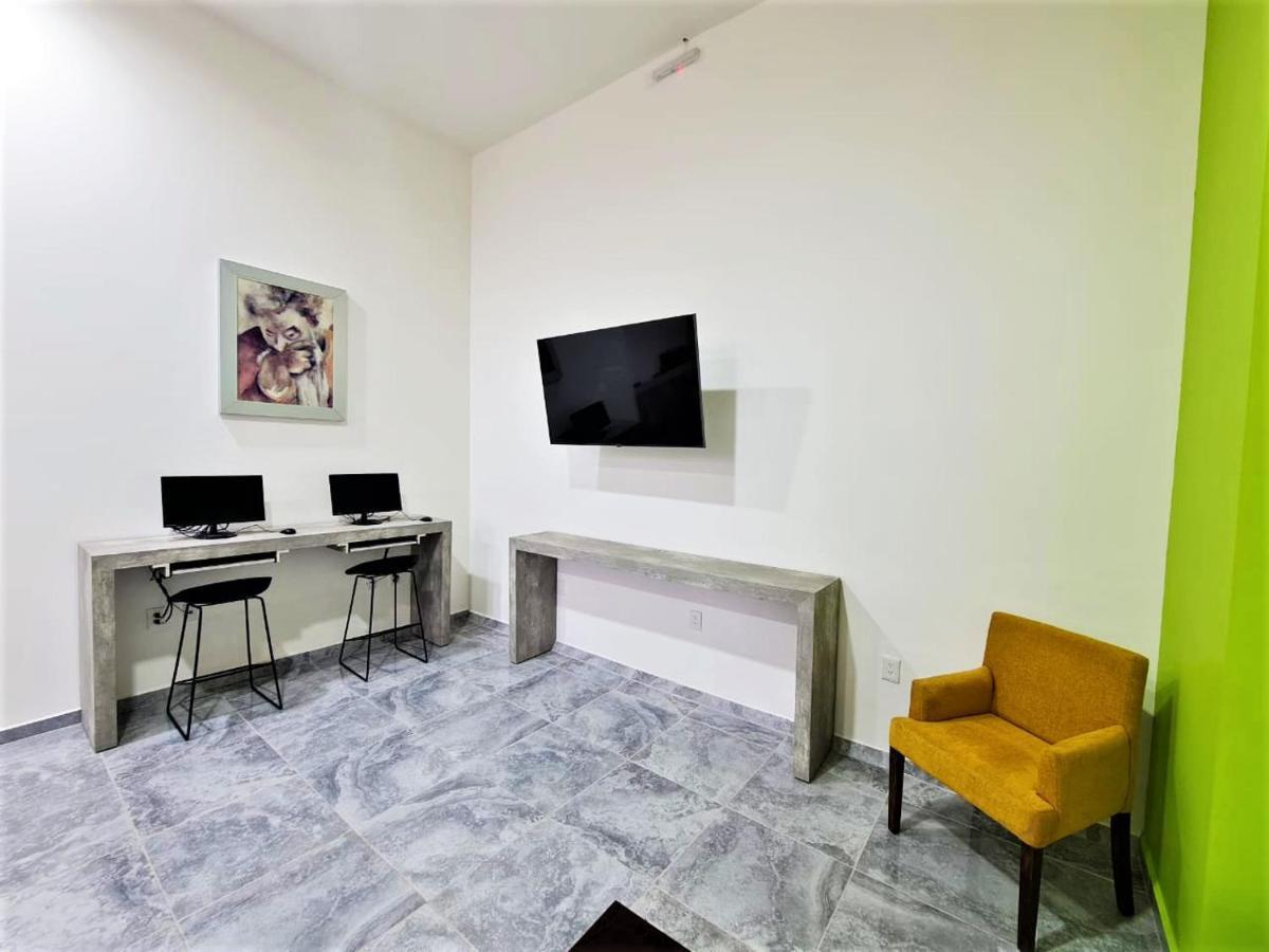 Sr Suites Zapopan Buitenkant foto